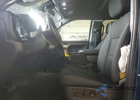 2022 Chevrolet Silverado K1500 Lt-L z USA, uszkodzony, nr VIN 3GCPDKEK2NG538467